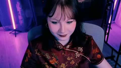 Snapshot of marty_bree chatting on 06.18.26 Nancy online show from 06.18.26