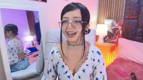 mary_luckaysha online show from 07.23.26