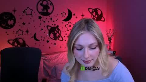 Snapshot of mary_meow_hot chatting on 05.19.26 Mary online show from 05.19.26