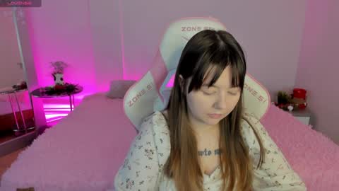 Snapshot of mary_stevenss chatting on 01.14.25 mary_stevenss online show from 01.14.25