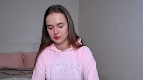 Mari online show from 12.15.25