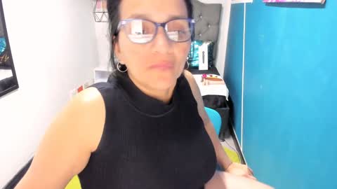 Snapshot of marylinmilf chatting on 12.13.24 Marylin online show from 12.13.24