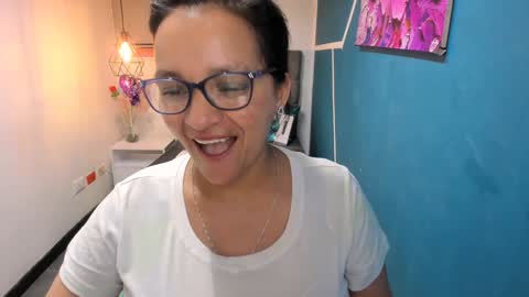 Snapshot of marylinmilf chatting on 12.19.24 Marylin online show from 12.19.24