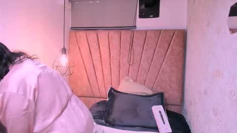 Snapshot of marylinmilf chatting on 10.17.25 Marylin online show from 10.17.25