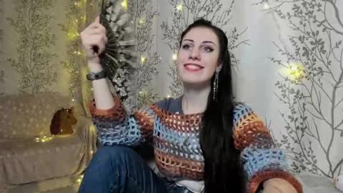 Snapshot of marylou_ chatting on 12.05.24 Mary Lou online show from 12.05.24