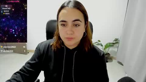 Dulce Maria online show from 06.11.26