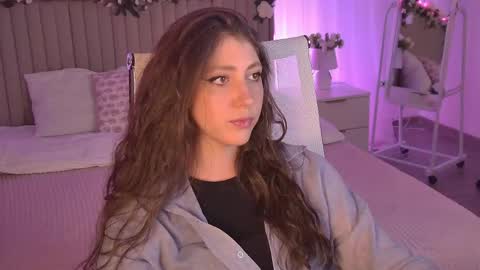 Snapshot of marymillerr chatting on 05.22.26 Mary Miller online show from 05.22.26