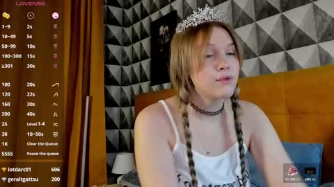 Snapshot of maryshiotta chatting on 02.27.25 Mary online show from 02.27.25