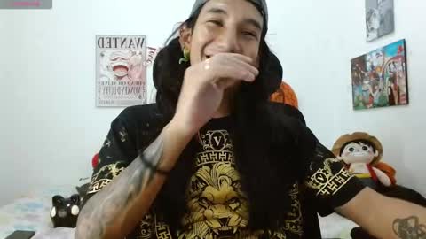 Snapshot of mas0n_ chatting on 11.12.25 mas0n_ online show from 11.12.25