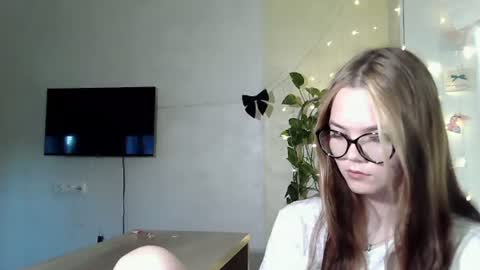 Nessa online show from 06.18.26