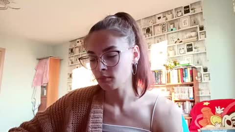 Kelly online show from 04.06.26