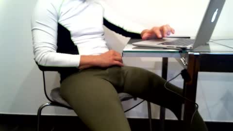 Snapshot of mask07 chatting on 09.09.25 Mask07 online show from 09.09.25