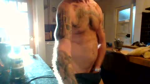Masked Masturbation Couple online show from 07.08.26