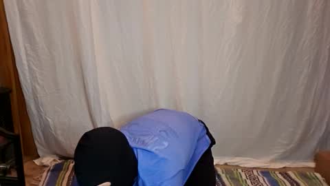 Snapshot of maskedyogaman chatting on 01.19.26 maskedyogaman online show from 01.19.26