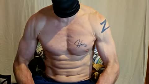 Snapshot of maskedyogaman chatting on 02.25.26 maskedyogaman online show from 02.25.26