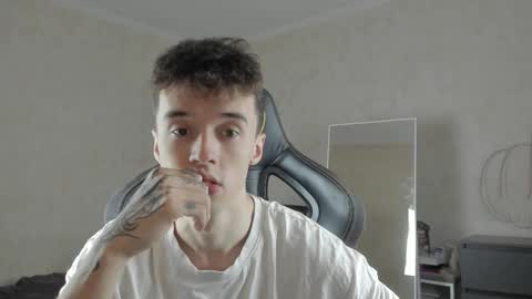 Snapshot of mason_warhol chatting on 10.06.25 Mason online show from 10.06.25