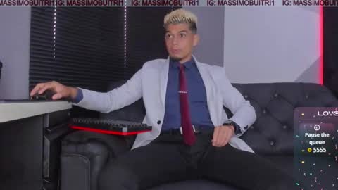 I am Massimo online show from 01.13.26