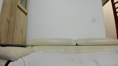 Domi online show from 09.25.25