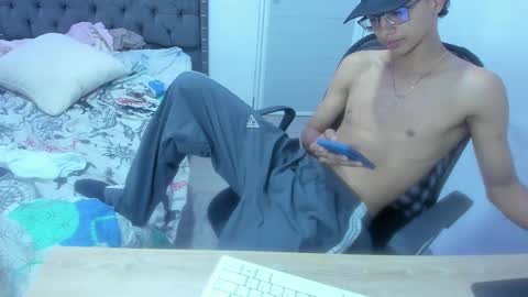 Snapshot of master_boy28 chatting on 03.07.25 master_boy28 online show from 03.07.25