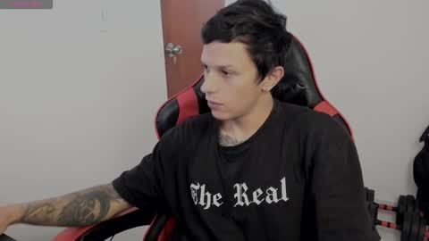 Snapshot of masterdave7 chatting on 10.10.25 Dave online show from 10.10.25