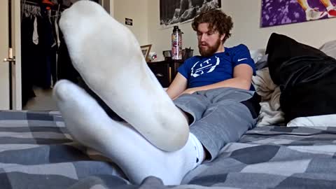 Snapshot of masterevan15 chatting on 02.16.25 CanuckSoles online show from 02.16.25