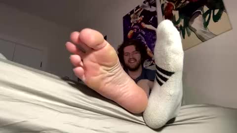 Snapshot of masterevan15 chatting on 02.16.26 CanuckSoles online show from 02.16.26