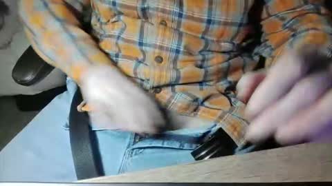 Snapshot of masters_bank chatting on 11.26.25 masters_bank online show from 11.26.25