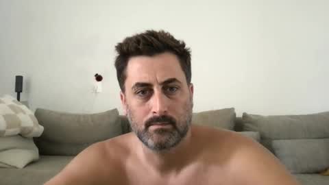 Snapshot of mat_johof chatting on 09.16.25 mat_johof online show from 09.16.25