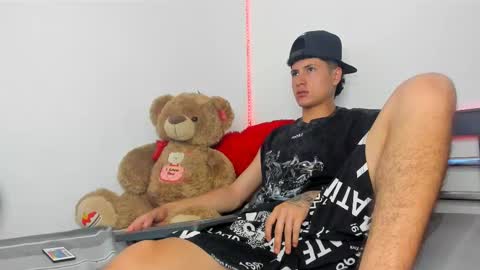 mateo_escobar online show from 10.25.25