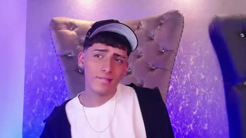 mateo mitchell online show from 10.22.25