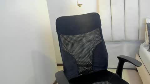 Mateo Zar online show from 04.26.26