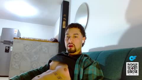 Snapshot of mathew444 chatting on 11.20.25 STRURIBE ON INSTAGRAM online show from 11.20.25