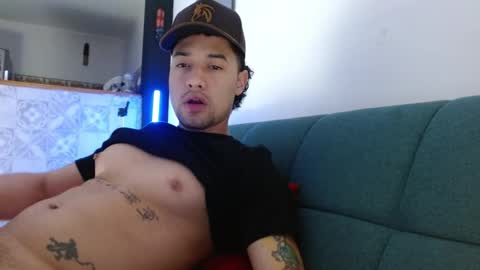 Snapshot of mathew444 chatting on 02.10.26 STRURIBE ON INSTAGRAM online show from 02.10.26