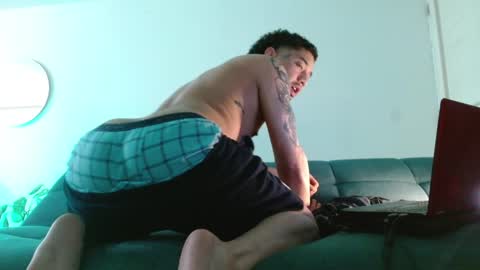 Snapshot of mathew444 chatting on 02.14.26 STRURIBE ON INSTAGRAM online show from 02.14.26