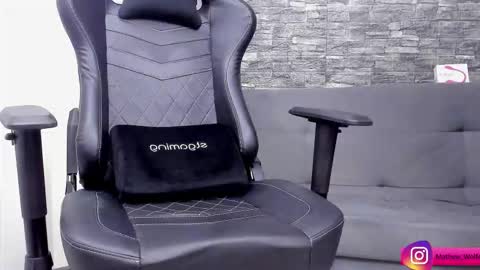 Mathew Independent model online show from 10.07.25