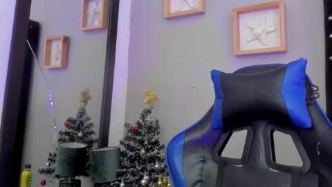 mathewboy2 online show from 12.22.25