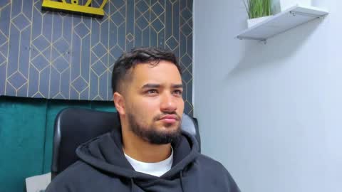 Mathews online show from 04.08.26