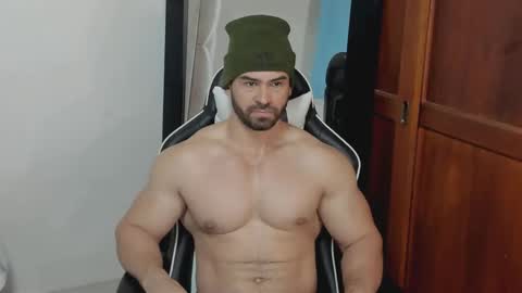 Snapshot of mathews_smith chatting on 06.02.26 mathews_smith online show from 06.02.26
