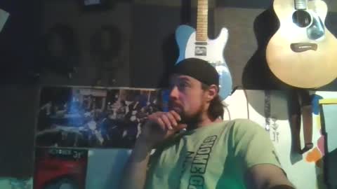 Snapshot of mathydonaski chatting on 03.06.25 mathydonaski online show from 03.06.25