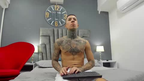 Snapshot of matias_son chatting on 01.04.25 Matias Son online show from 01.04.25