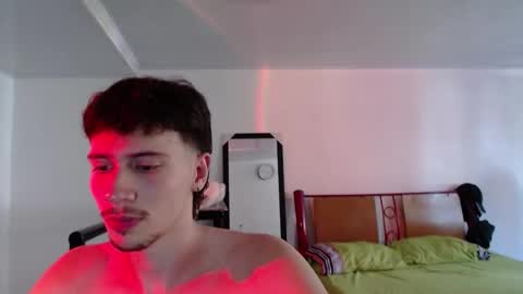 Snapshot of matidick_23cm chatting on 02.20.26 matidick_23cm online show from 02.20.26