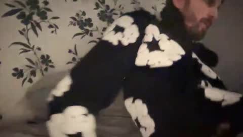 Snapshot of mattcarta chatting on 01.27.25 mattcarta online show from 01.27.25