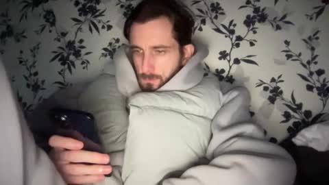 Snapshot of mattcarta chatting on 02.01.25 mattcarta online show from 02.01.25