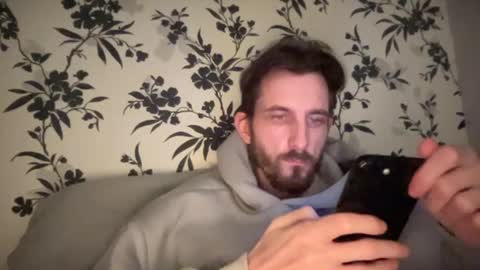 Snapshot of mattcarta chatting on 02.01.25 mattcarta online show from 02.01.25