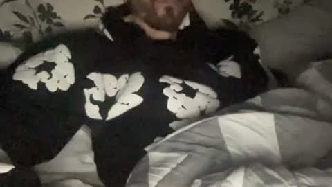 Snapshot of mattcarta chatting on 11.05.25 mattcarta online show from 11.05.25