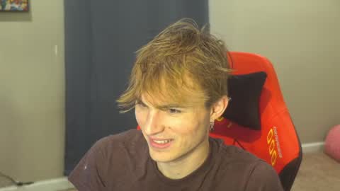 Snapshot of mattcashxxx chatting on 05.03.26 Matt Cash online show from 05.03.26