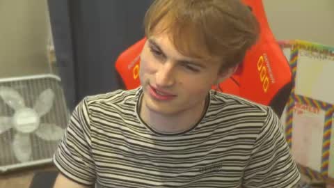 Snapshot of mattcashxxx chatting on 05.13.26 Matt Cash online show from 05.13.26
