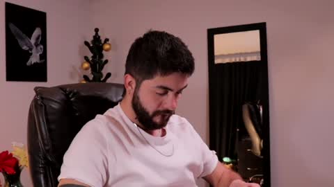 Snapshot of matteo_simpson chatting on 01.12.25 Matteo simpson online show from 01.12.25