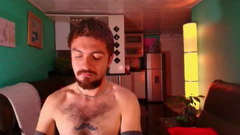 Snapshot of matteo_simpson chatting on 10.29.25 Matteo simpson online show from 10.29.25