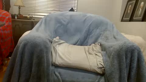 Snapshot of matterson23 chatting on 09.12.25 matterson23 online show from 09.12.25